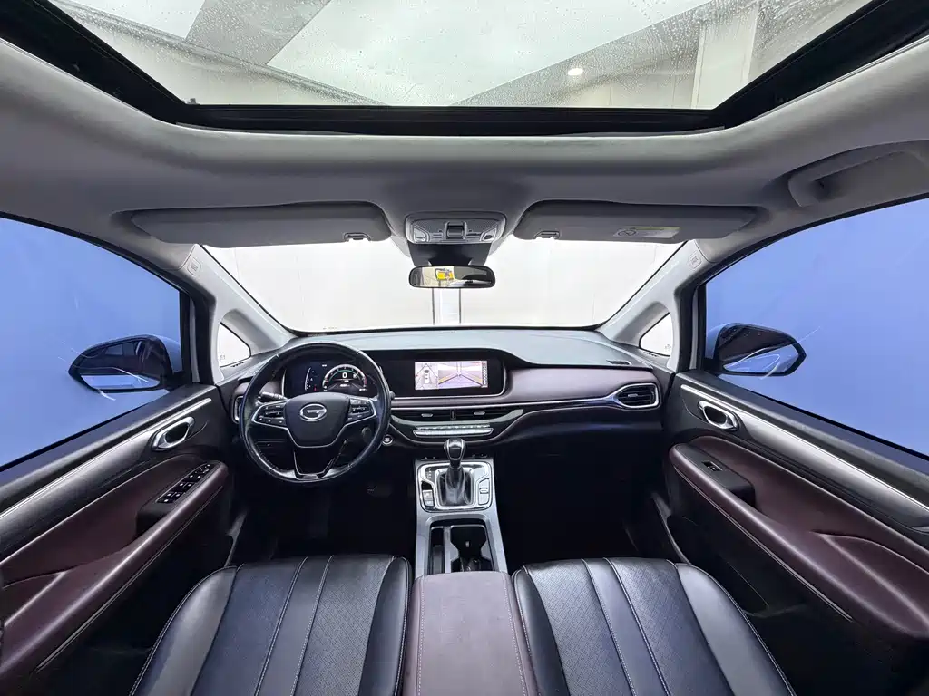 GAC Motor Trumpchi M6 — фото 15