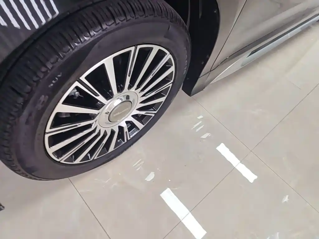 GAC Motor Trumpchi M8 — фото 23