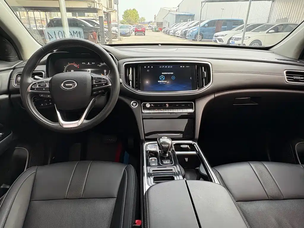GAC Motor Trumpchi GS8 — фото 14