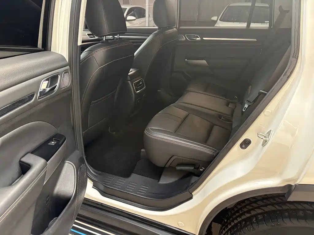 GAC Motor Trumpchi GS8 — фото 7