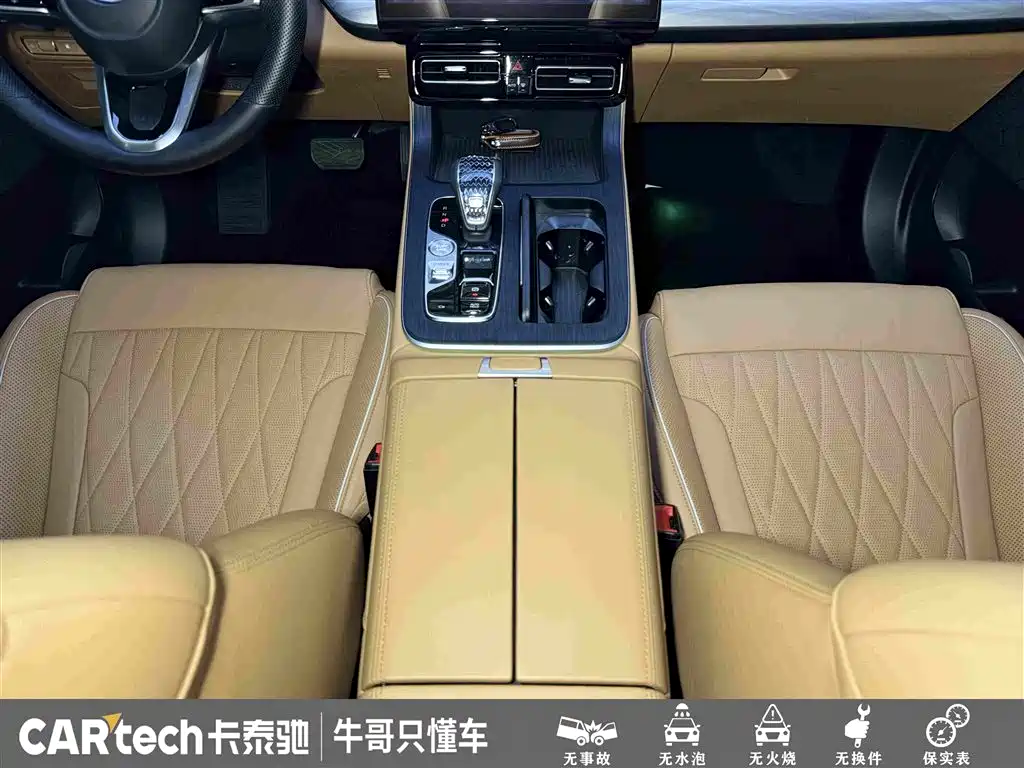 GAC Motor Trumpchi GS8 — фото 20