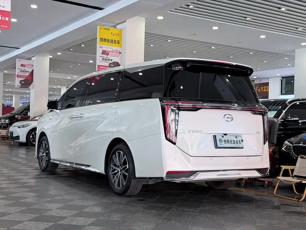 GAC Motor Trumpchi M8 — фото 4