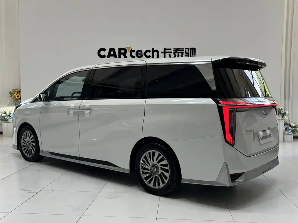 GAC Motor Trumpchi M8 — фото 10