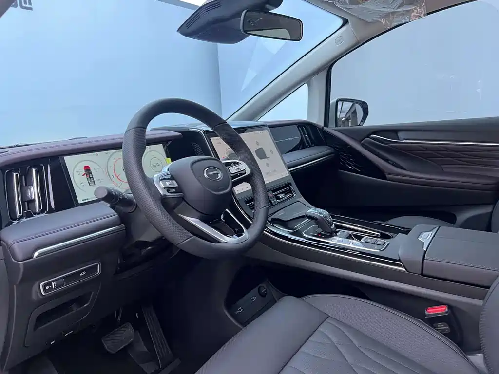 GAC Motor Trumpchi M8 — фото 7