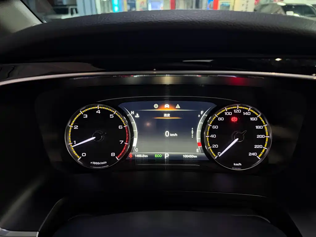 GAC Motor Trumpchi M8 — фото 21