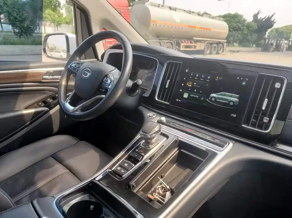 GAC Motor Trumpchi M8 — фото 15
