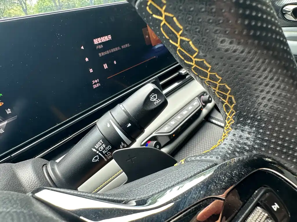 GAC Motor Shadow Leopard — фото 11