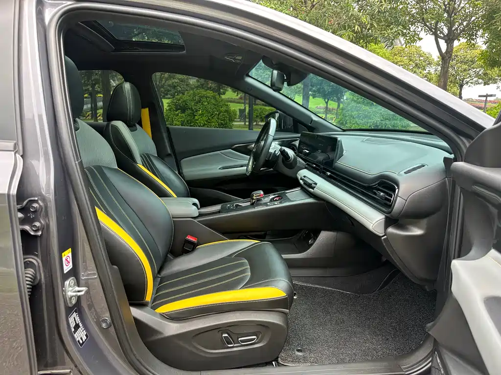 GAC Motor Shadow Leopard — фото 28