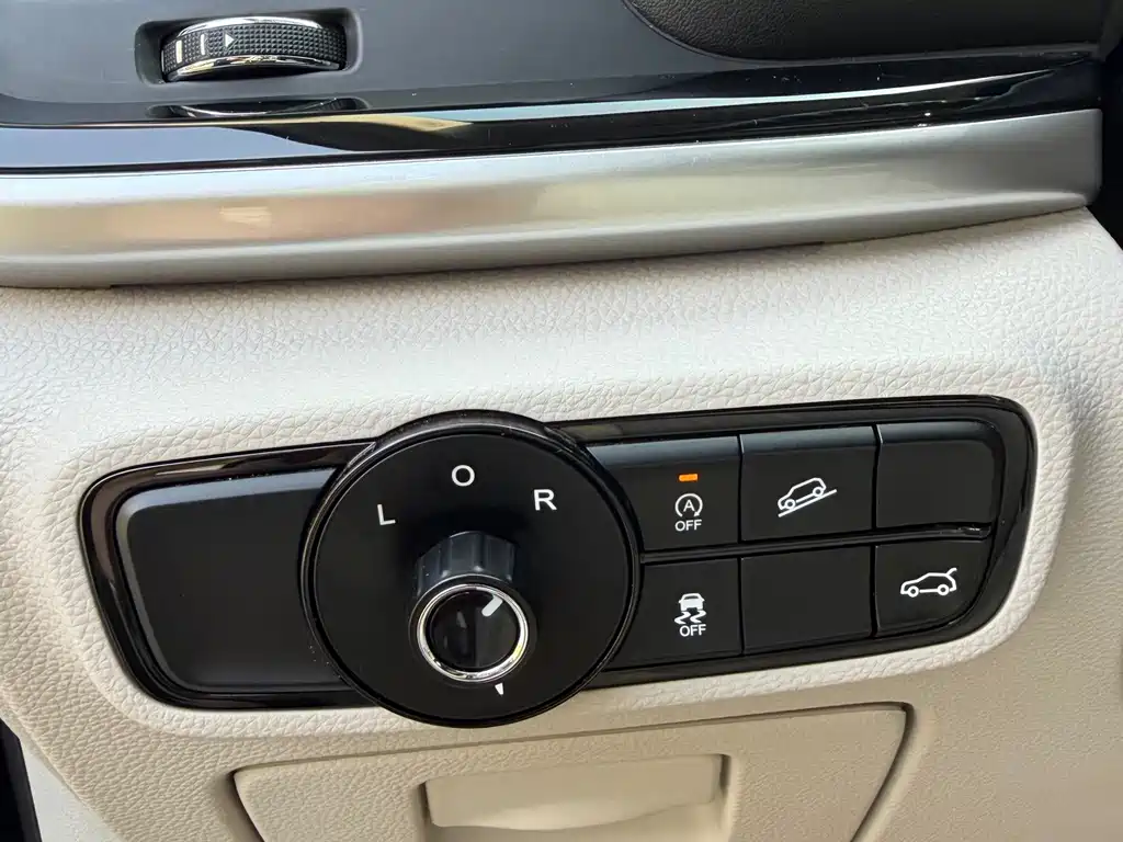 GAC Motor Trumpchi M8 — фото 11