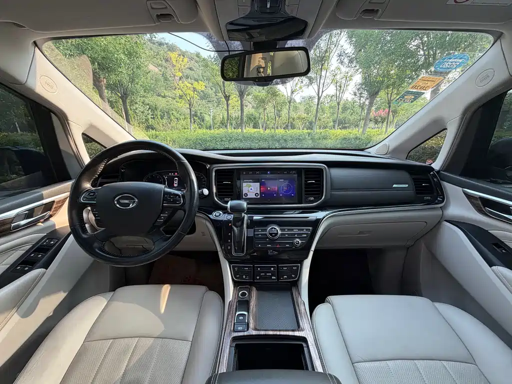 GAC Motor Trumpchi M8 — фото 8
