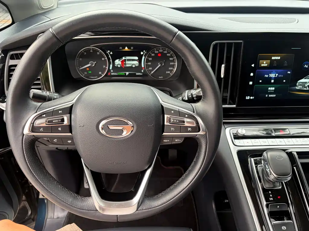 GAC Motor Trumpchi M8 — фото 15