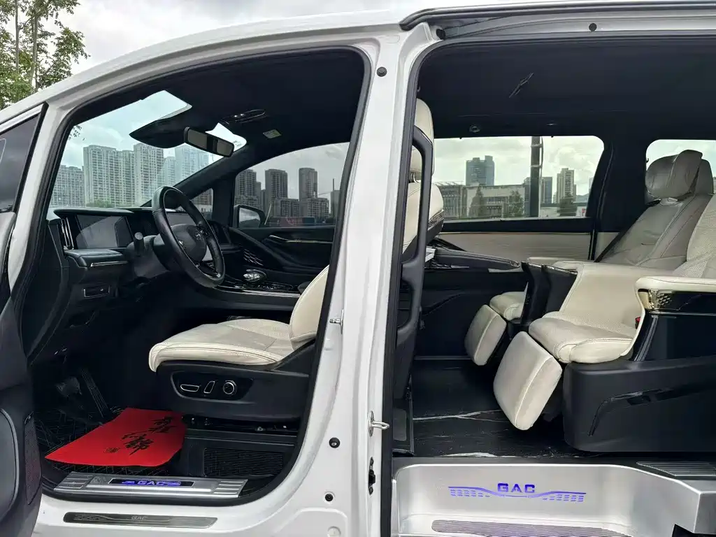 GAC Motor Trumpchi M8 — фото 4