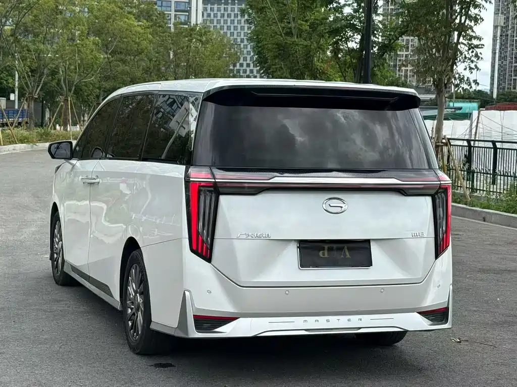 GAC Motor Trumpchi M8 — фото 7
