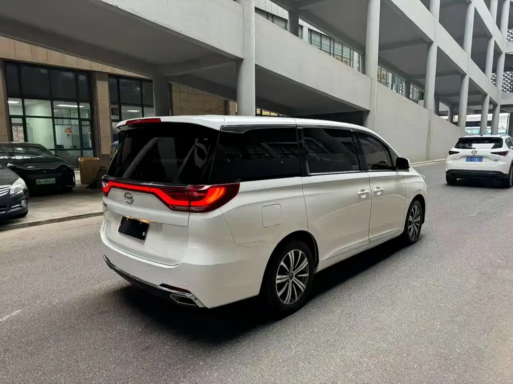 GAC Motor Trumpchi M8 — фото 6