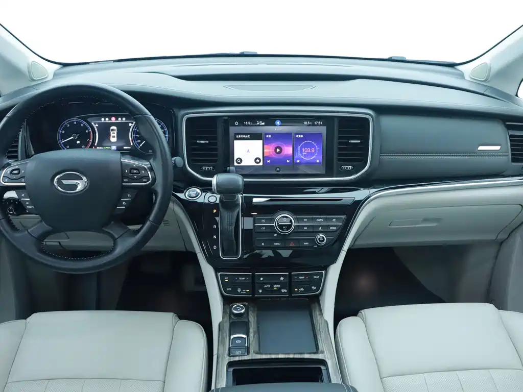 GAC Motor Trumpchi M8 — фото 19