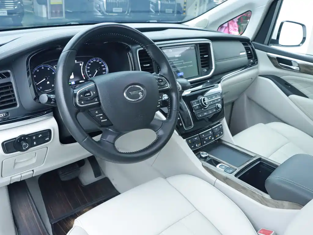 GAC Motor Trumpchi M8 — фото 6