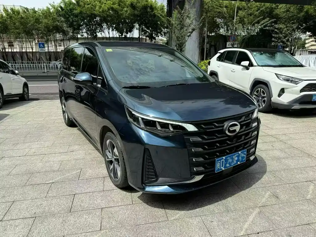 GAC Motor Trumpchi M6 — фото 3