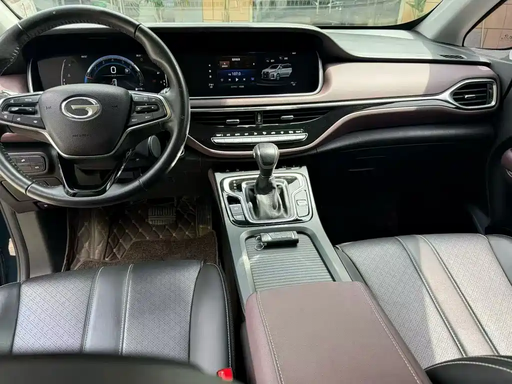 GAC Motor Trumpchi M6 — фото 6