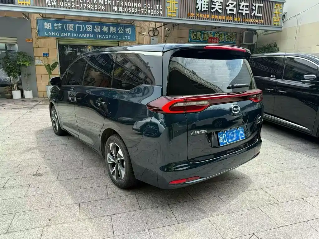GAC Motor Trumpchi M6 — фото 9