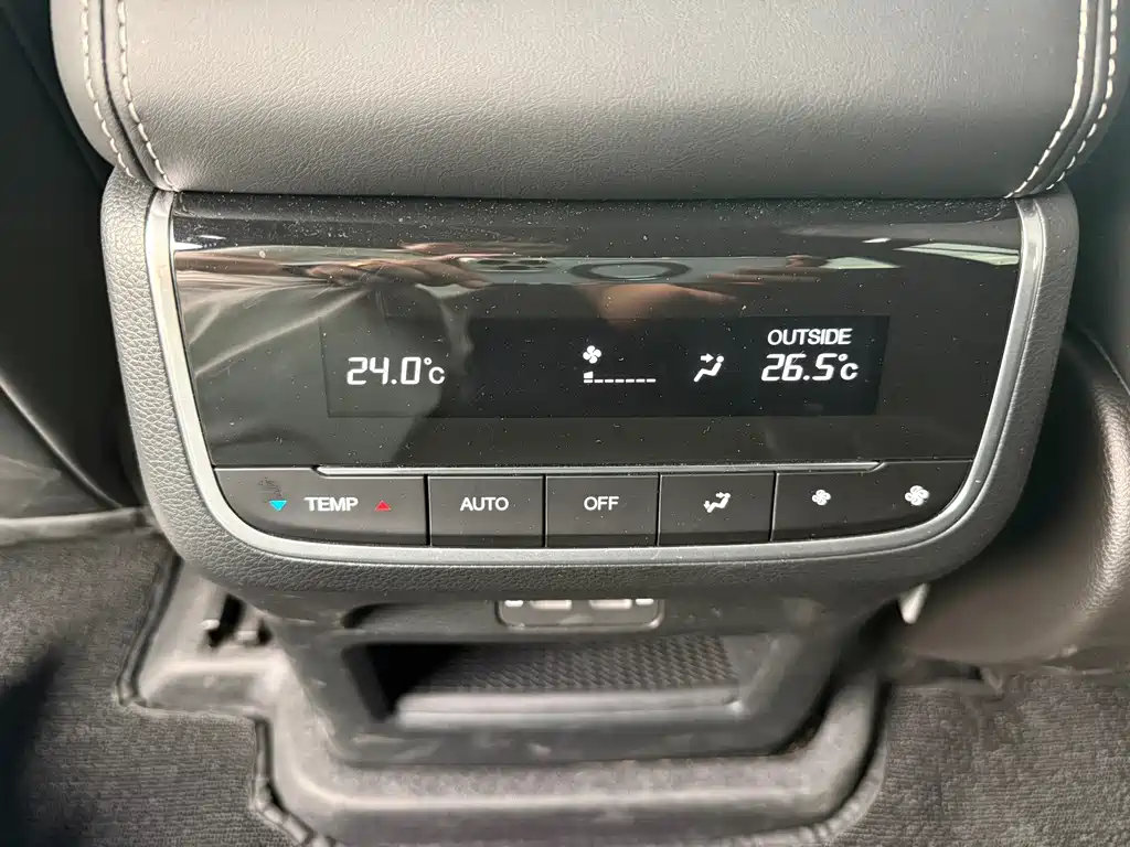 GAC Motor Trumpchi GS8 — фото 10