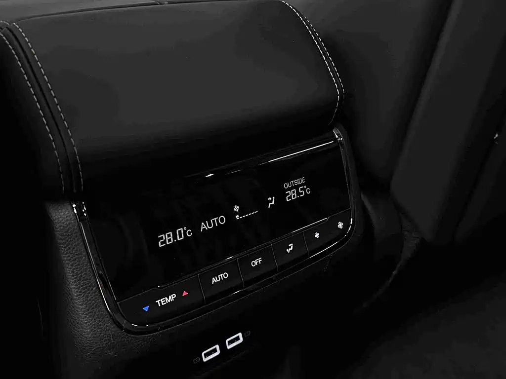 GAC Motor Trumpchi GS8 — фото 31