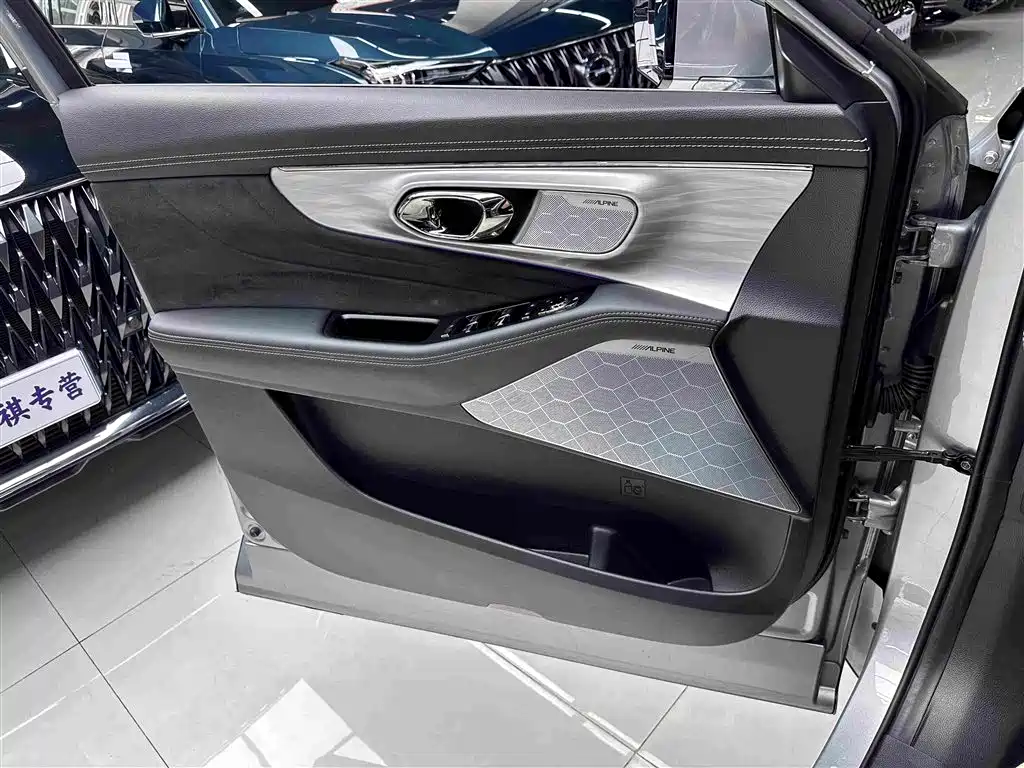 GAC Motor Trumpchi GS8 — фото 10