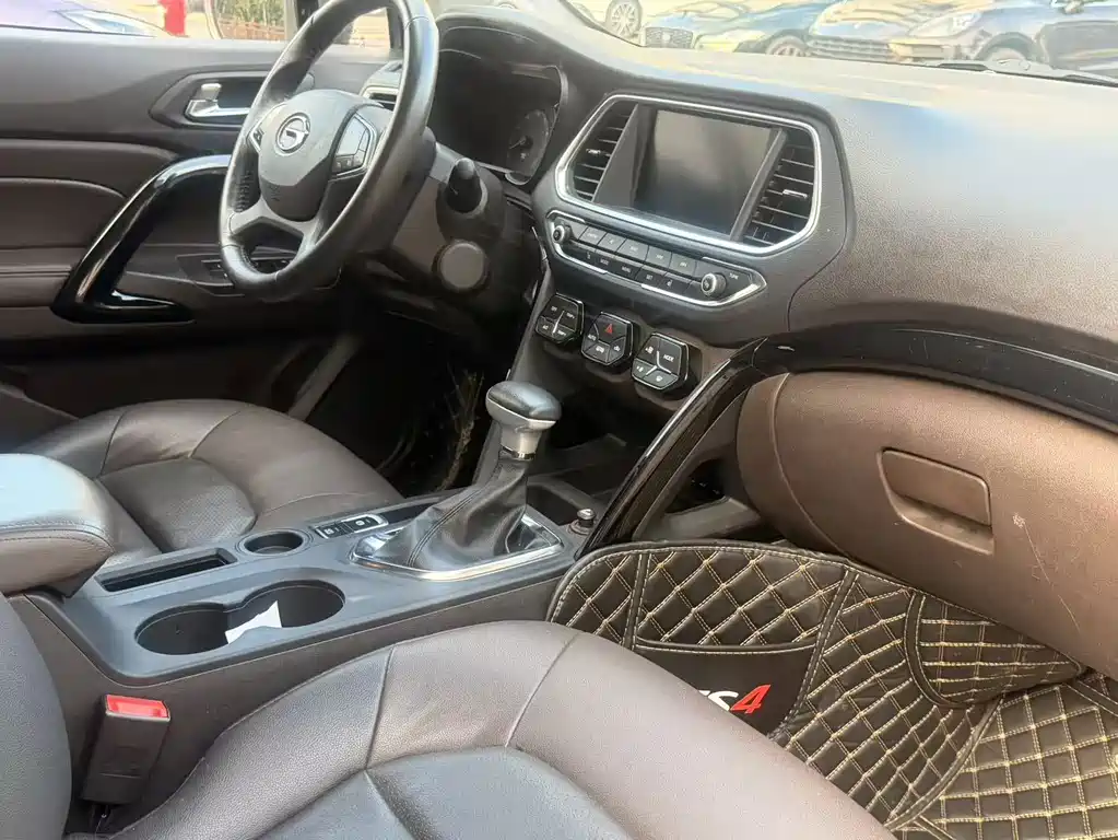 GAC Motor Trumpchi GS4 — фото 14