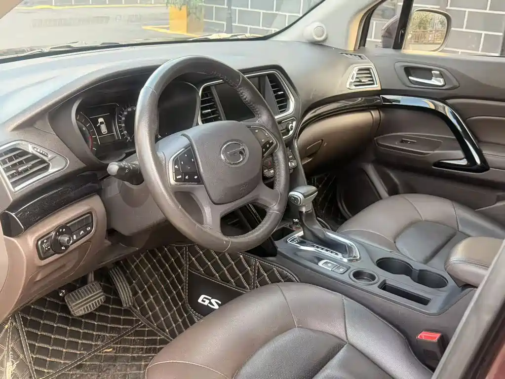 GAC Motor Trumpchi GS4 — фото 8