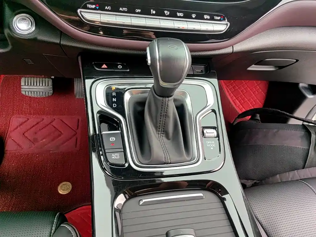 GAC Motor Trumpchi M6 — фото 14