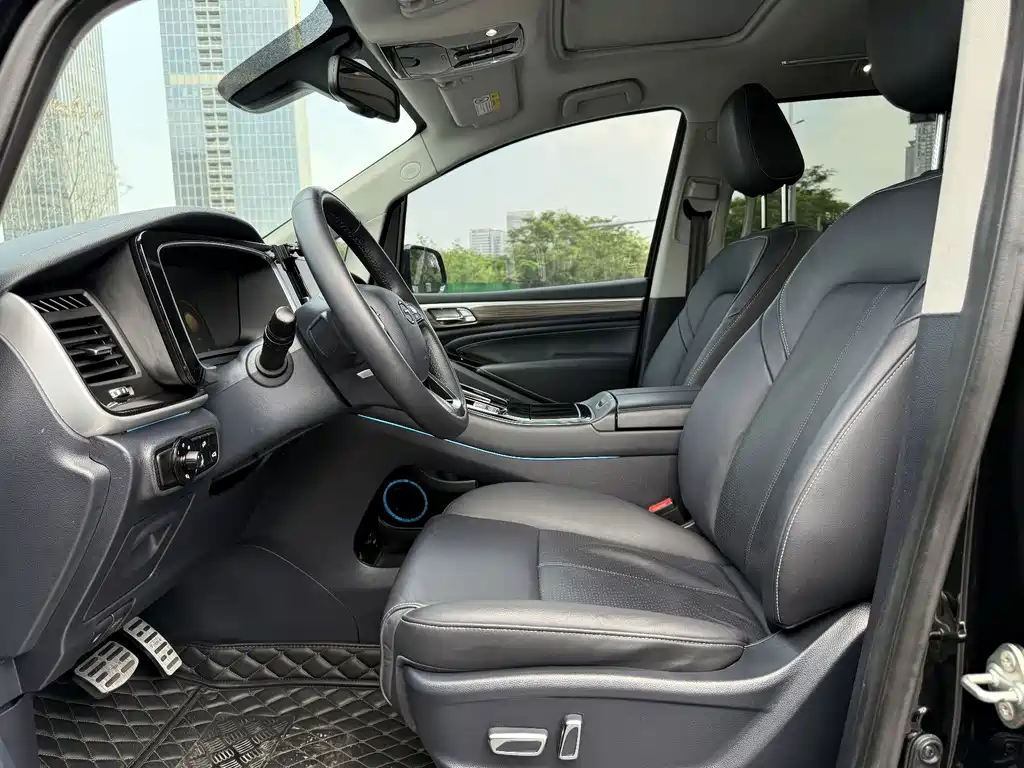 GAC Motor Trumpchi M8 — фото 4