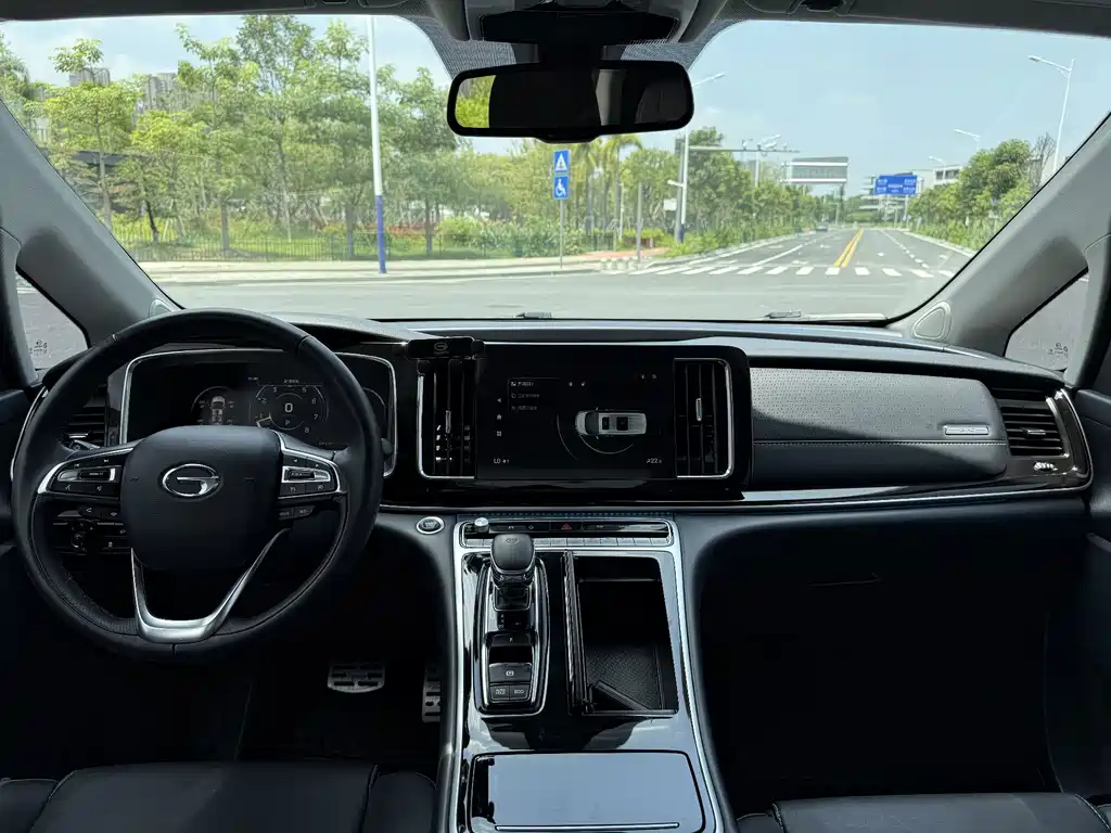 GAC Motor Trumpchi M8 — фото 8