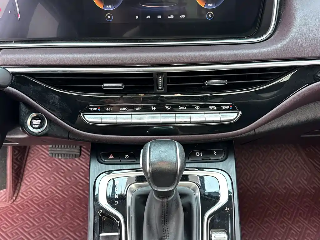 GAC Motor Trumpchi M6 — фото 14