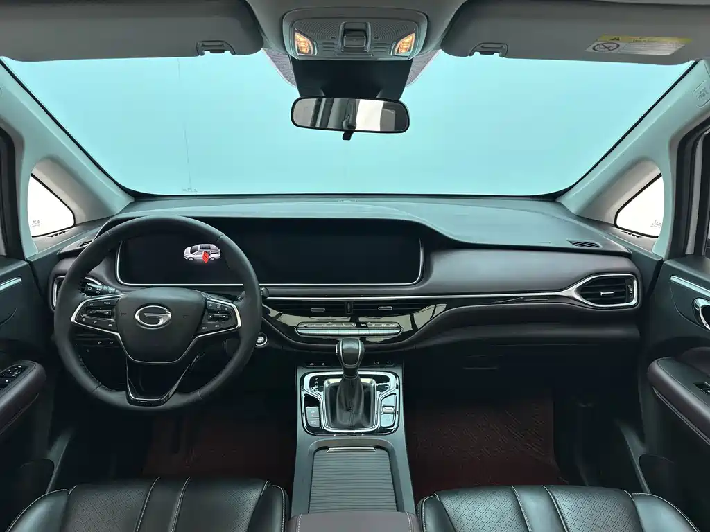 GAC Motor Trumpchi M6 — фото 7