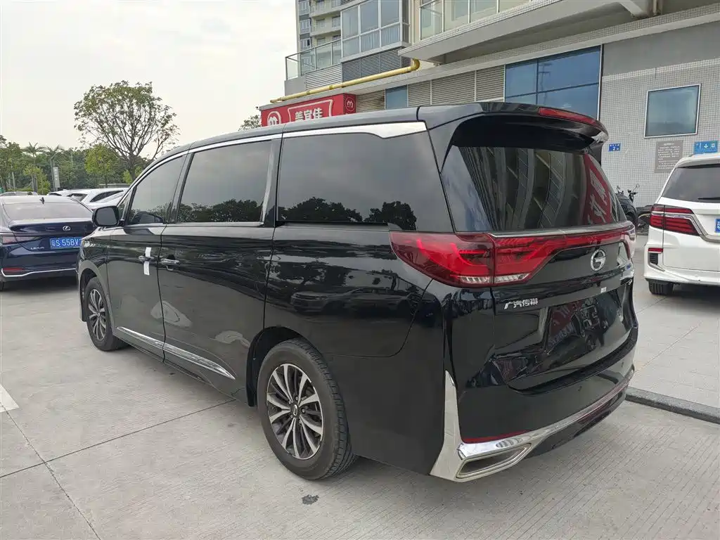 GAC Motor Trumpchi M8 — фото 4
