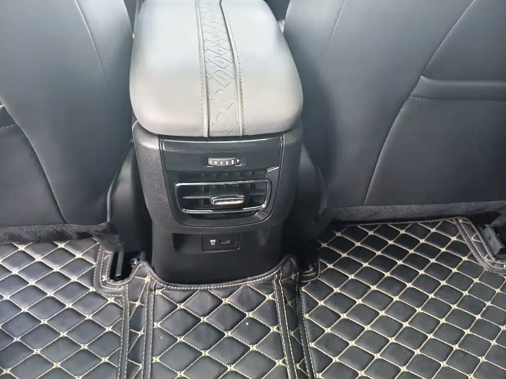 GAC Motor Shadow Leopard — фото 10