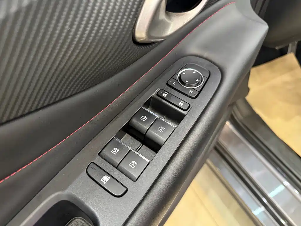 GAC Motor Shadow Leopard — фото 13