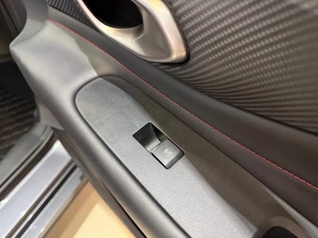 GAC Motor Shadow Leopard — фото 26
