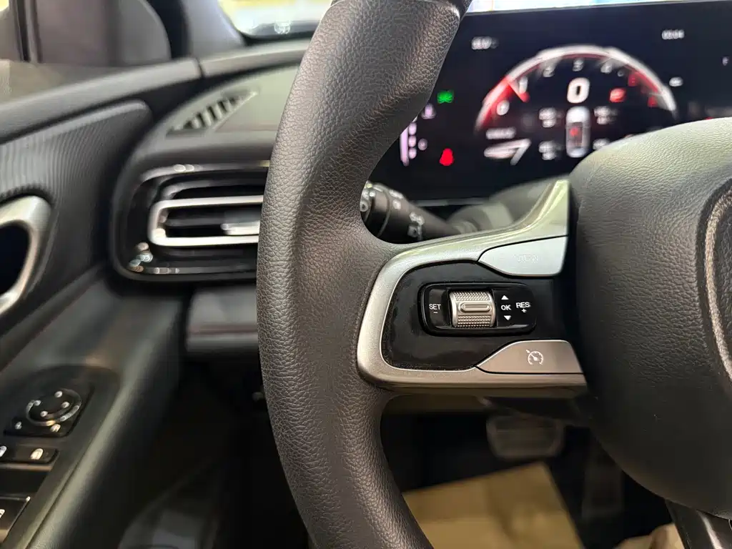 GAC Motor Shadow Leopard — фото 10