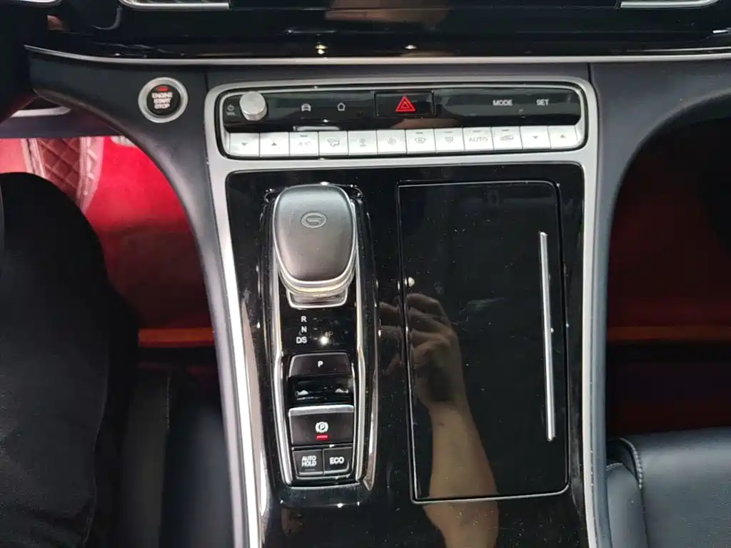 GAC Motor Trumpchi M8 — фото 10