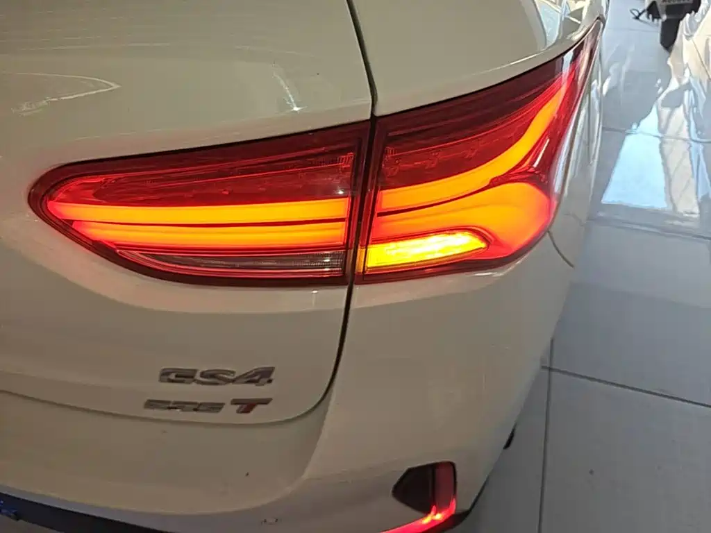 GAC Motor Trumpchi GS4 — фото 8
