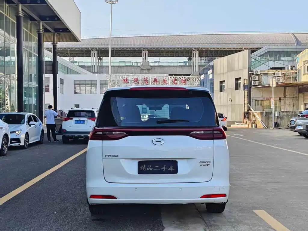 GAC Motor Trumpchi M6 — фото 8
