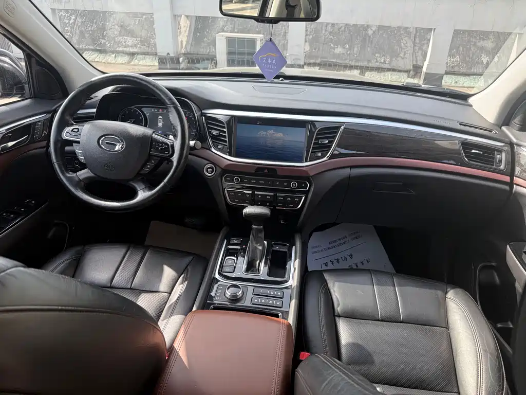 GAC Motor Trumpchi GS8 — фото 8