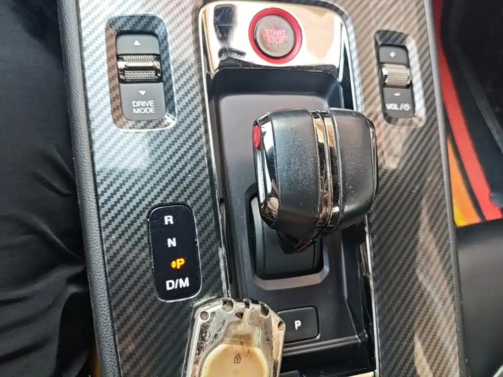GAC Motor Shadow Leopard — фото 10