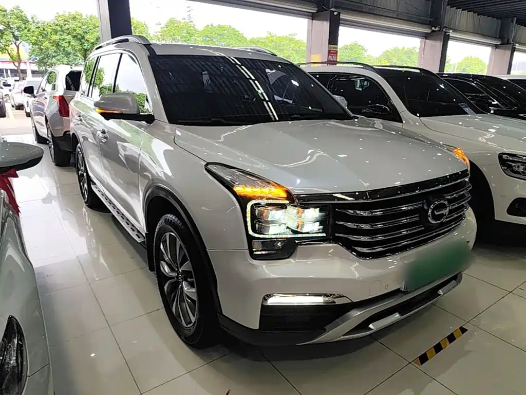 GAC Motor Trumpchi GS8 — фото 4