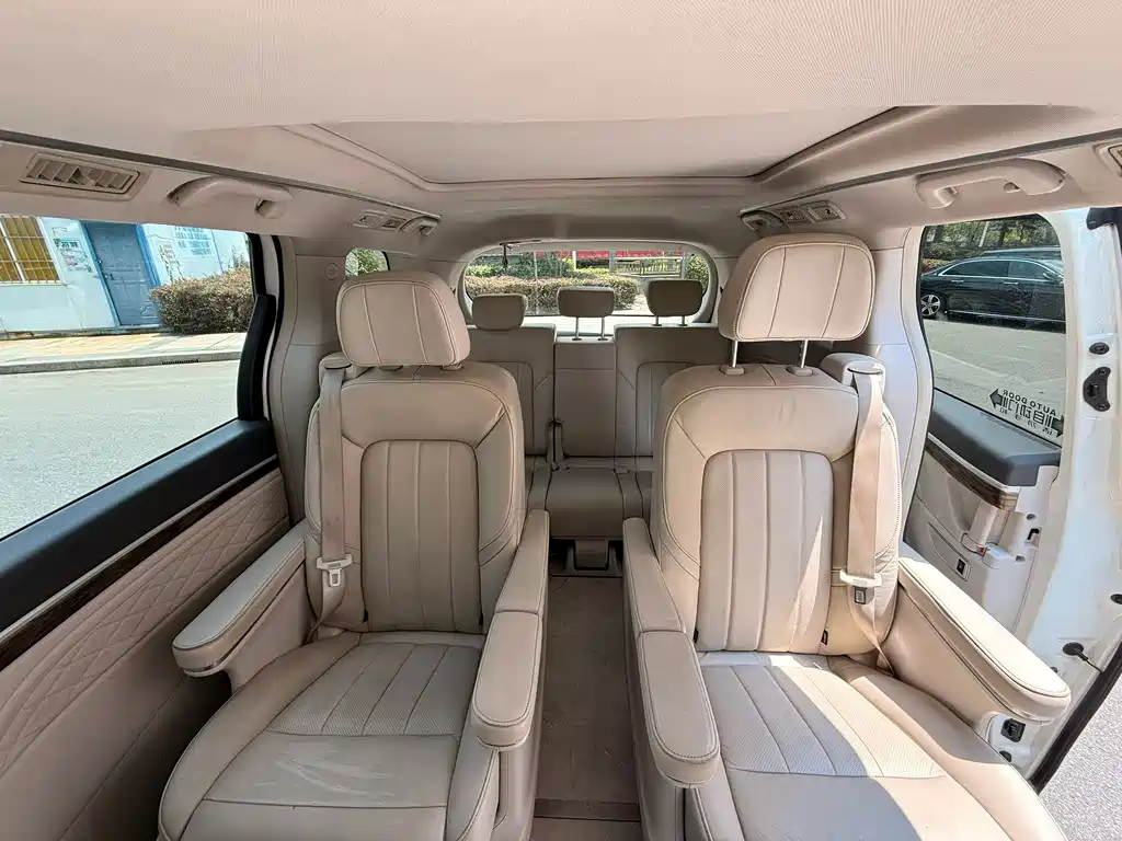 GAC Motor Trumpchi M8 — фото 6