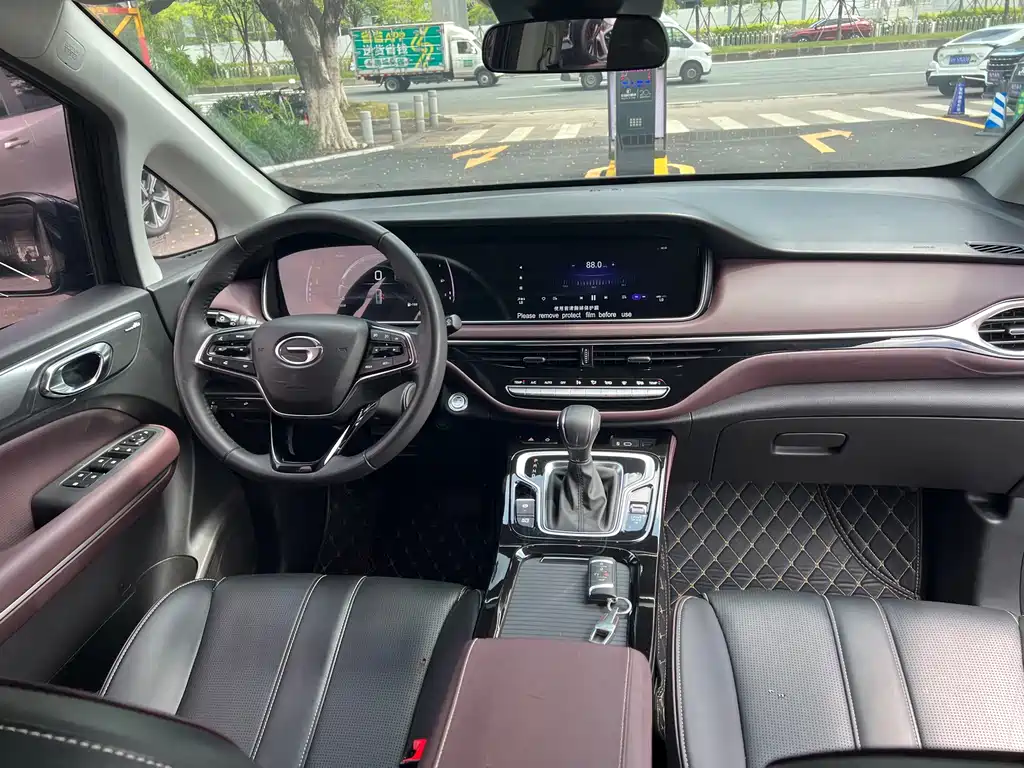 GAC Motor Trumpchi M6 — фото 8