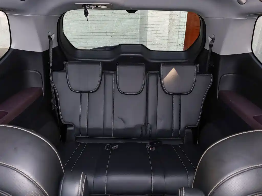 GAC Motor Trumpchi M6 — фото 25