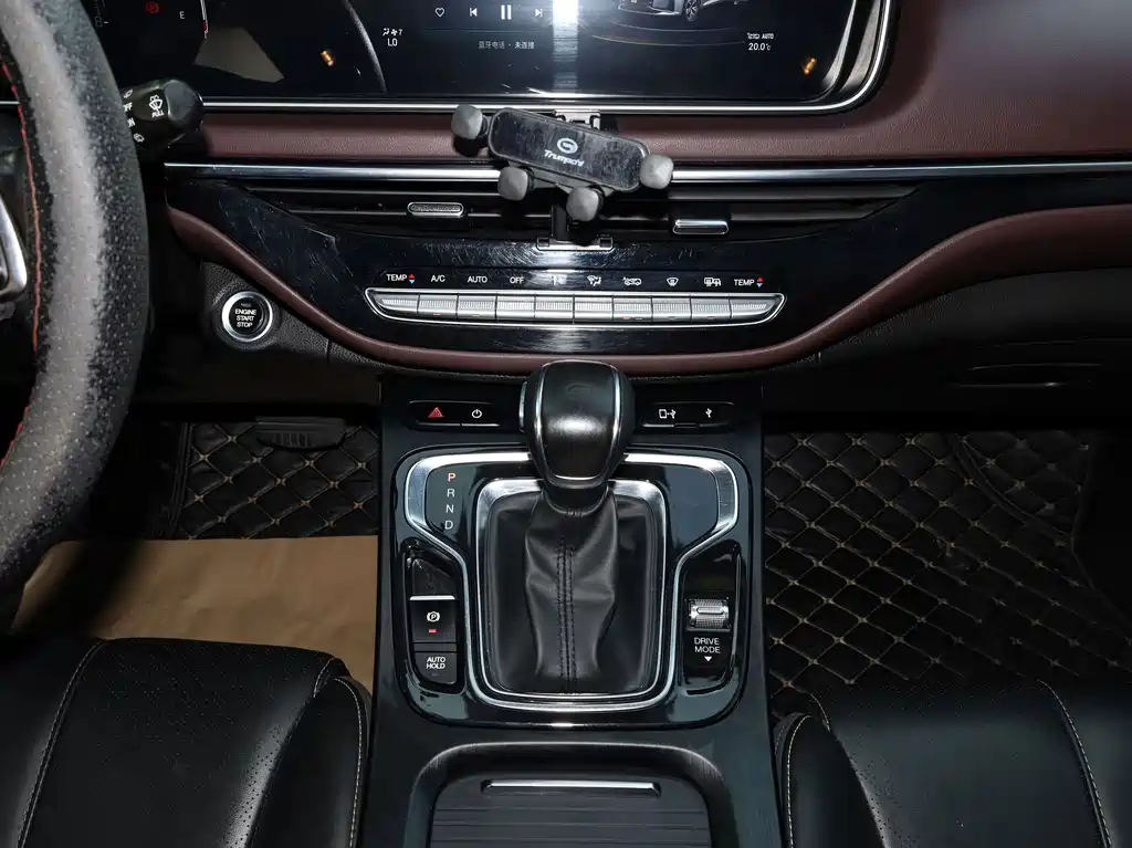GAC Motor Trumpchi M6 — фото 10