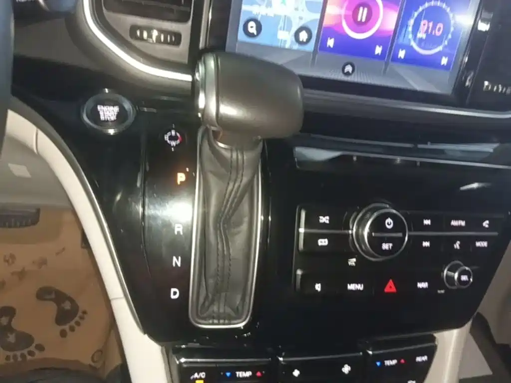 GAC Motor Trumpchi M8 — фото 14