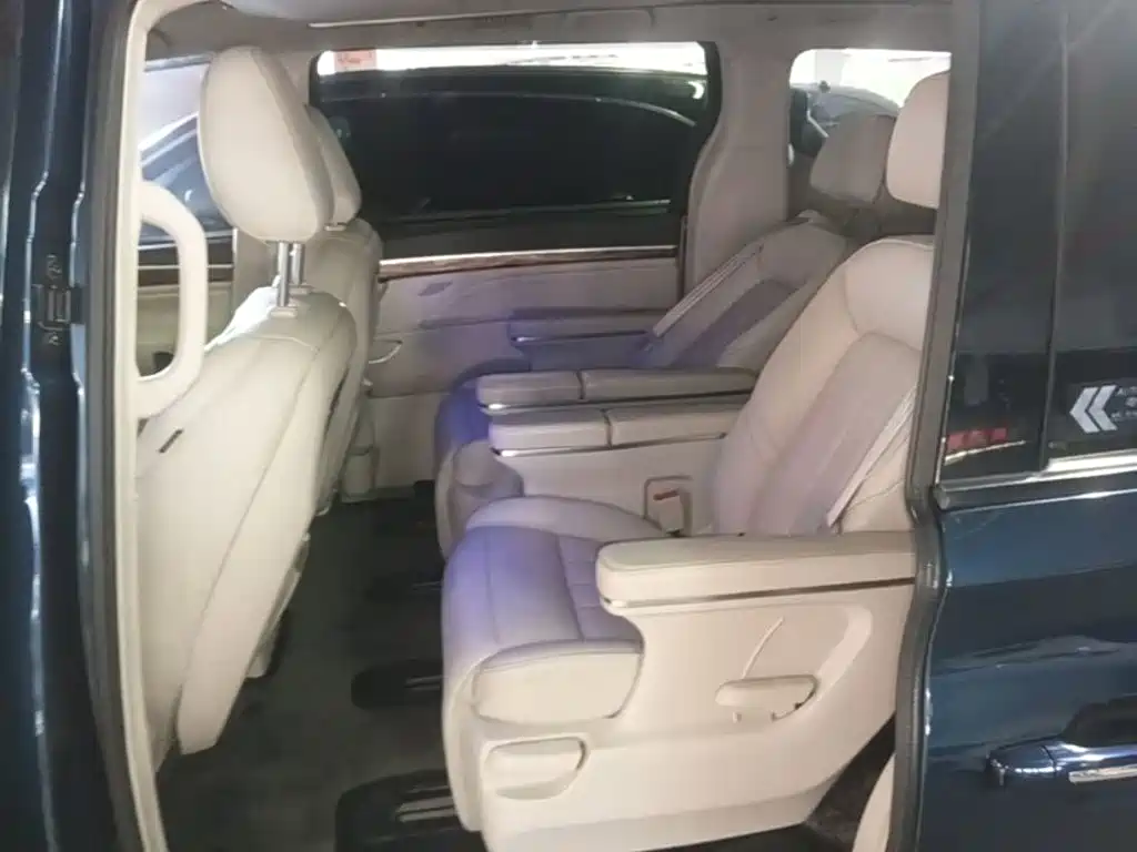 GAC Motor Trumpchi M8 — фото 17